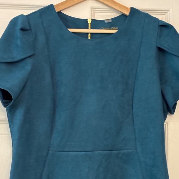 Calvin Klein Faux Suede Tulip Sleeve Sheath Dress - Teal Size 14 - Picture 5 of 10
